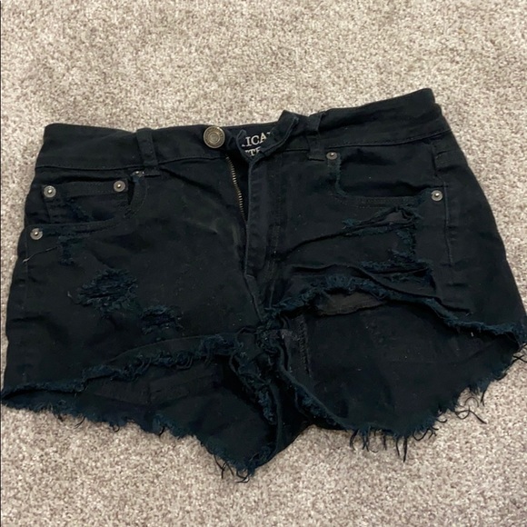 Shorts - Picture 1 of 2